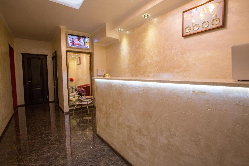 Royal Hotel Zaporizhia Exterior photo